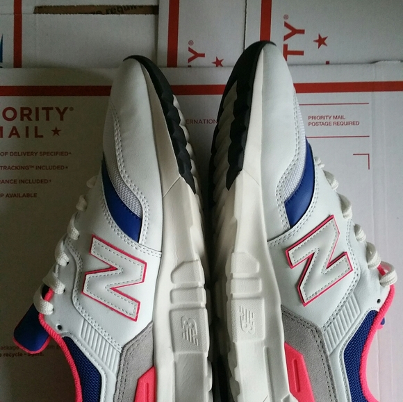 SOLD OUT. NO LONGER AVAILABLE. - Picture 8 of 9